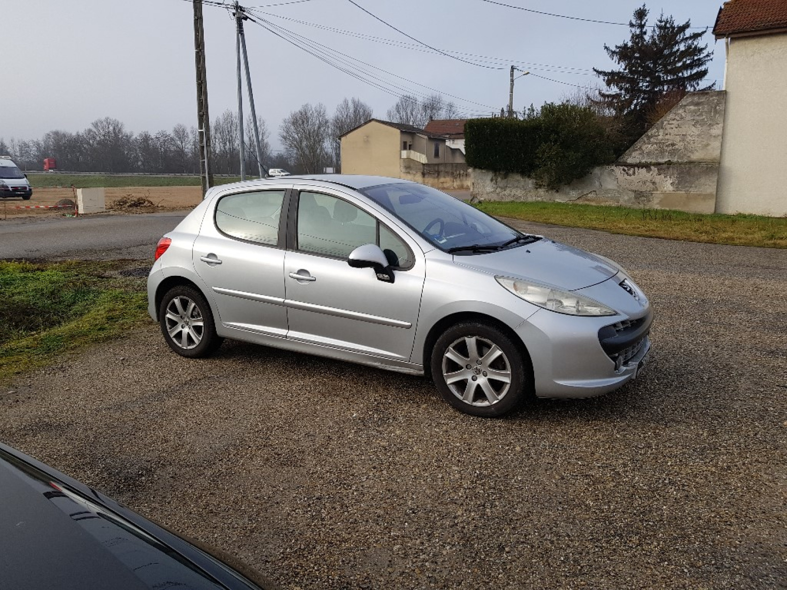 PEUGEOT 207 1.6 HDi 16v 110ch FAP Exécutive Pack CARS