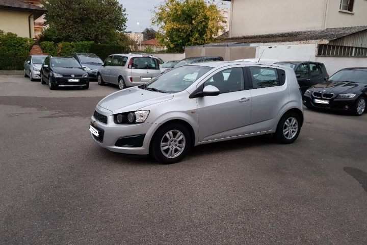 CHEVROLET AVEO