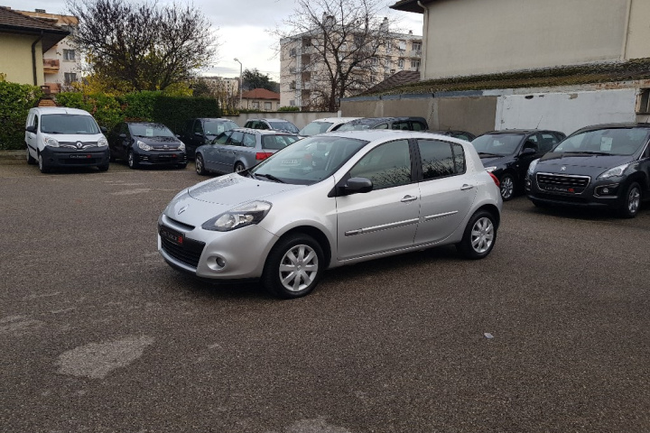RENAULT CLIO III