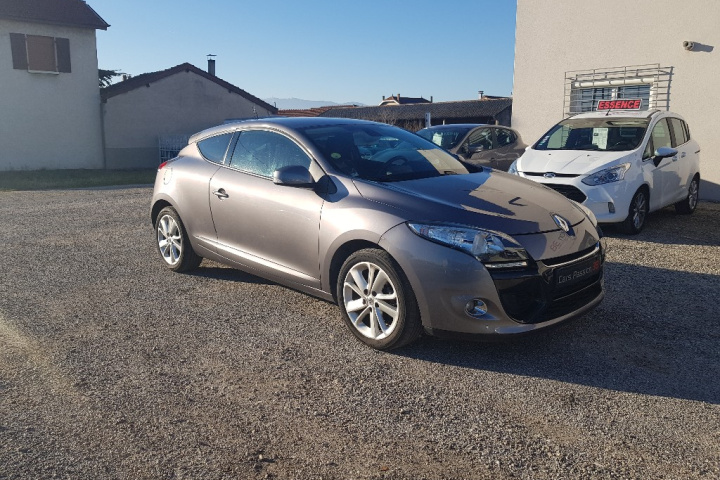 RENAULT MEGANE III COUPE