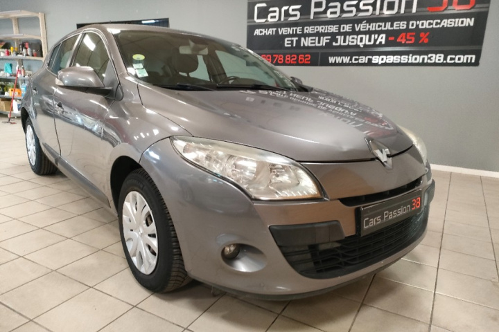 RENAULT MEGANE III BERLINE