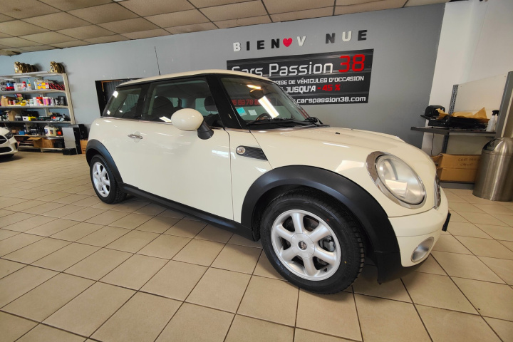 MINI HATCH R56