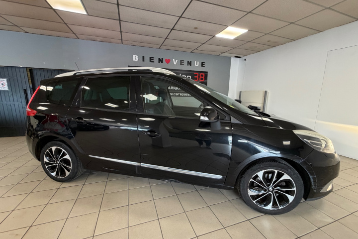 RENAULT GRAND SCENIC III